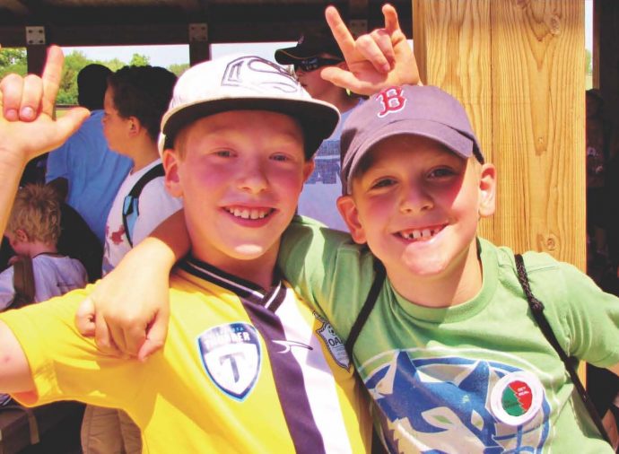 GGGR-two-boys-690x506